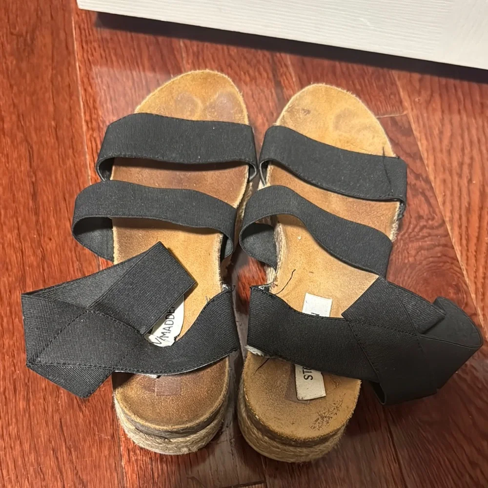 Steve Madden Black Strappy Sandals - Picture 2 of 5